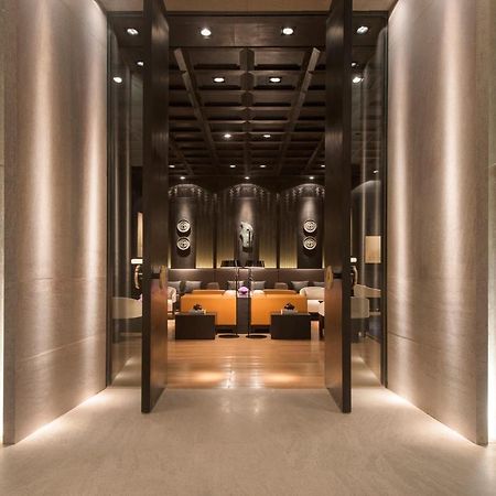Hyatt Regency Wuhan Optics Valley Экстерьер фото