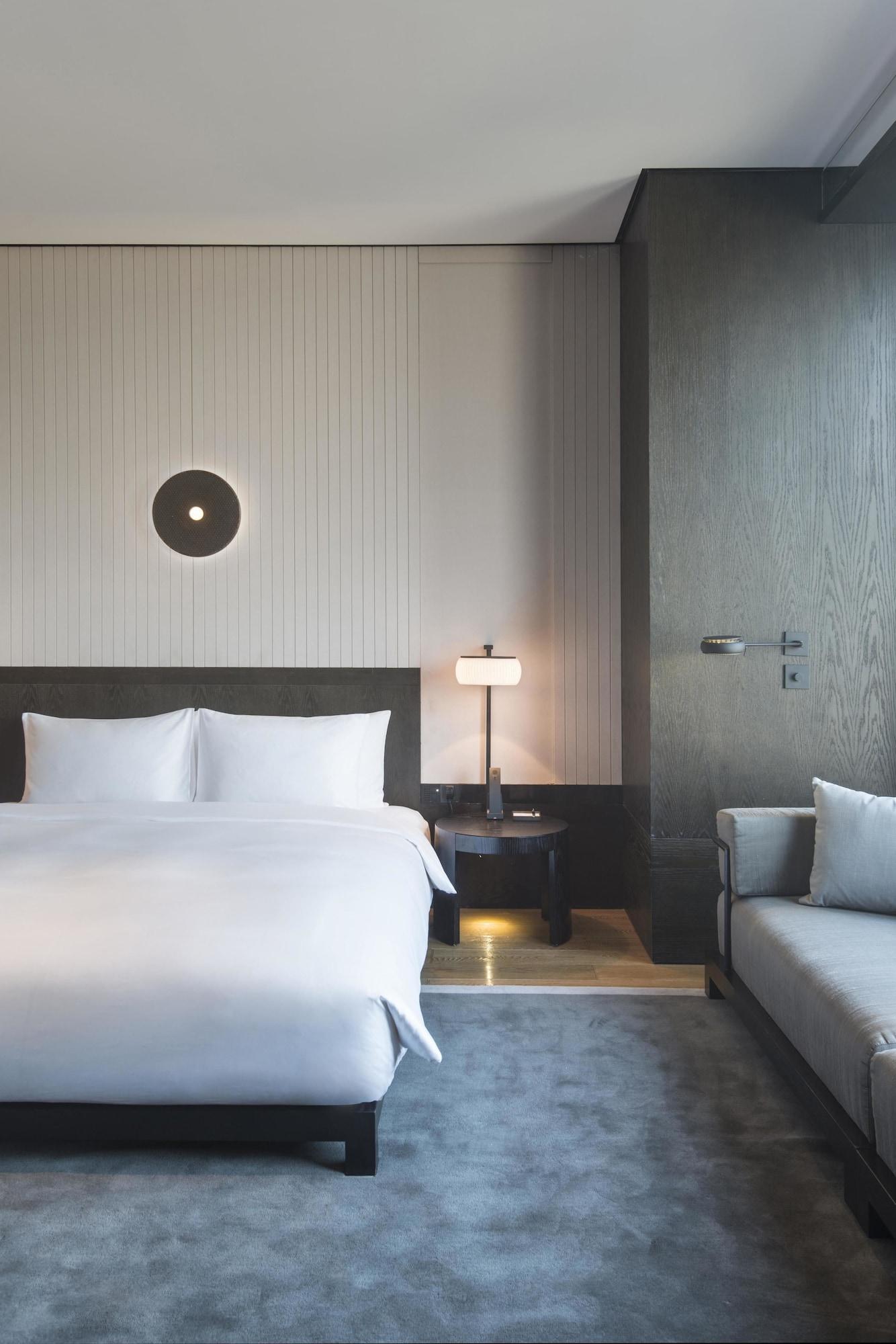Hyatt Regency Wuhan Optics Valley Экстерьер фото