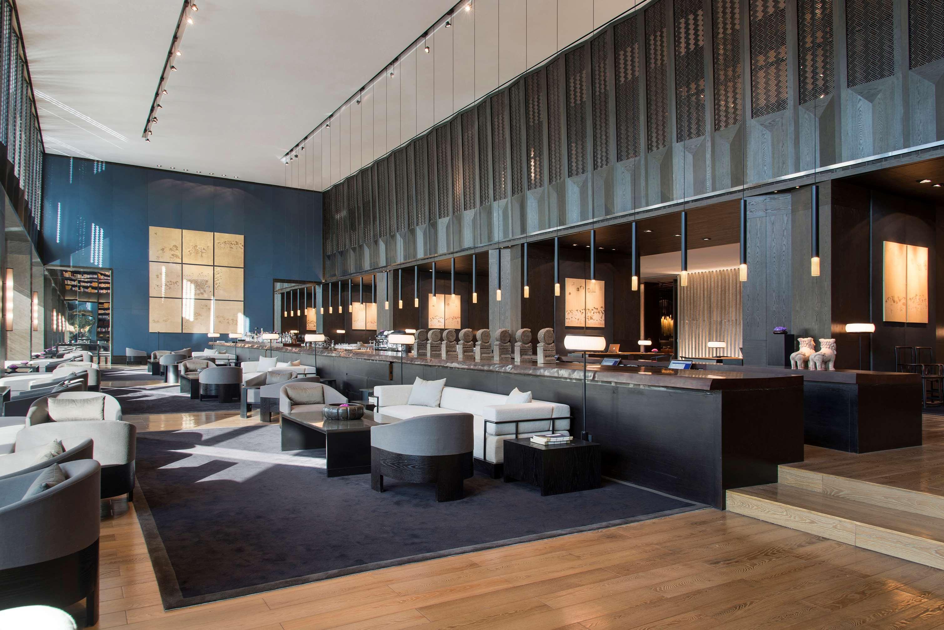 Hyatt Regency Wuhan Optics Valley Экстерьер фото