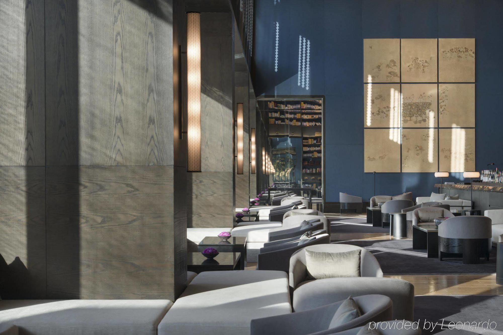 Hyatt Regency Wuhan Optics Valley Экстерьер фото