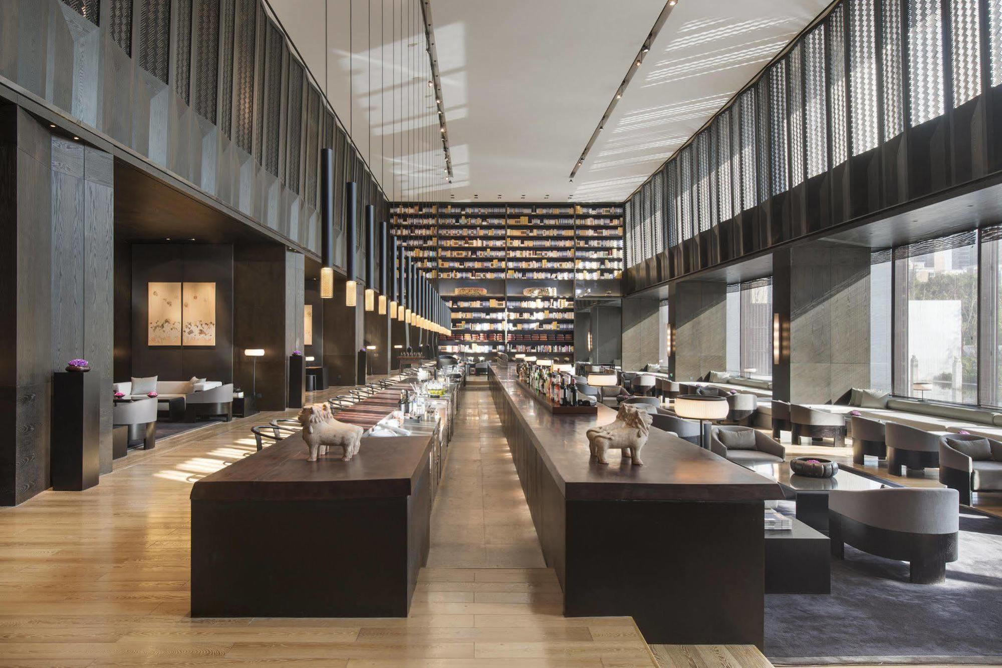Hyatt Regency Wuhan Optics Valley Экстерьер фото